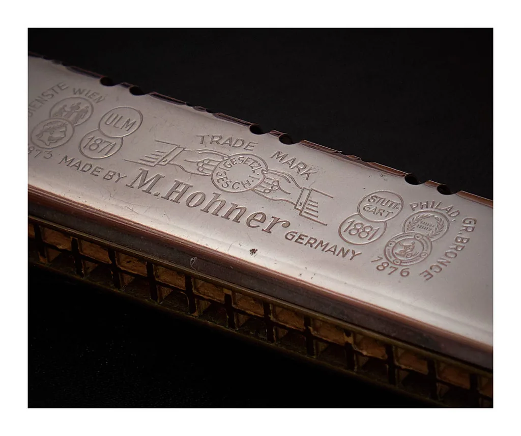 Harmonica tutorial: master your first notes in just a few minutes